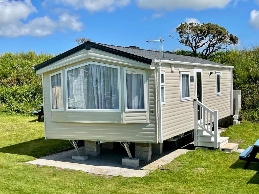 Roselands Caravan Park, Nr Lands End, Cornwall Сент-Джаст Екстер'єр фото