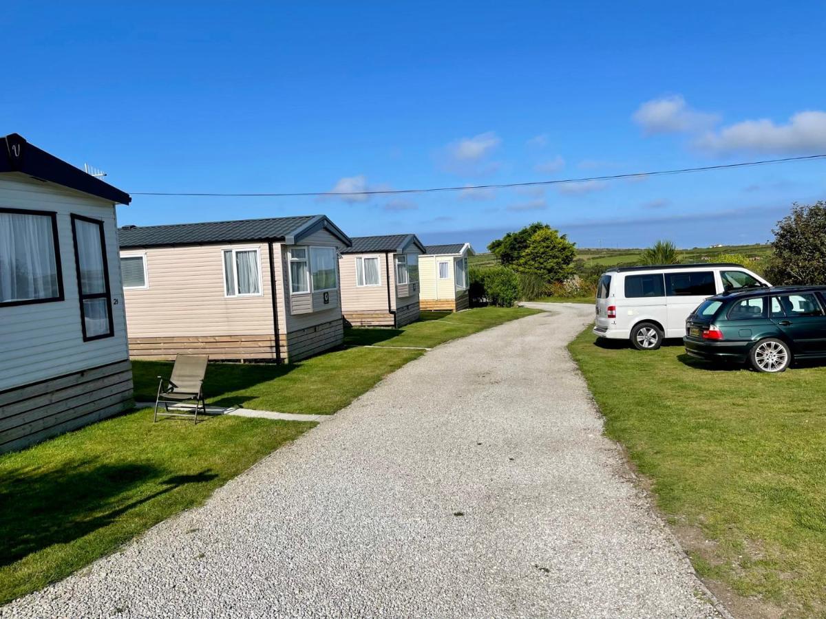 Roselands Caravan Park, Nr Lands End, Cornwall Сент-Джаст Екстер'єр фото
