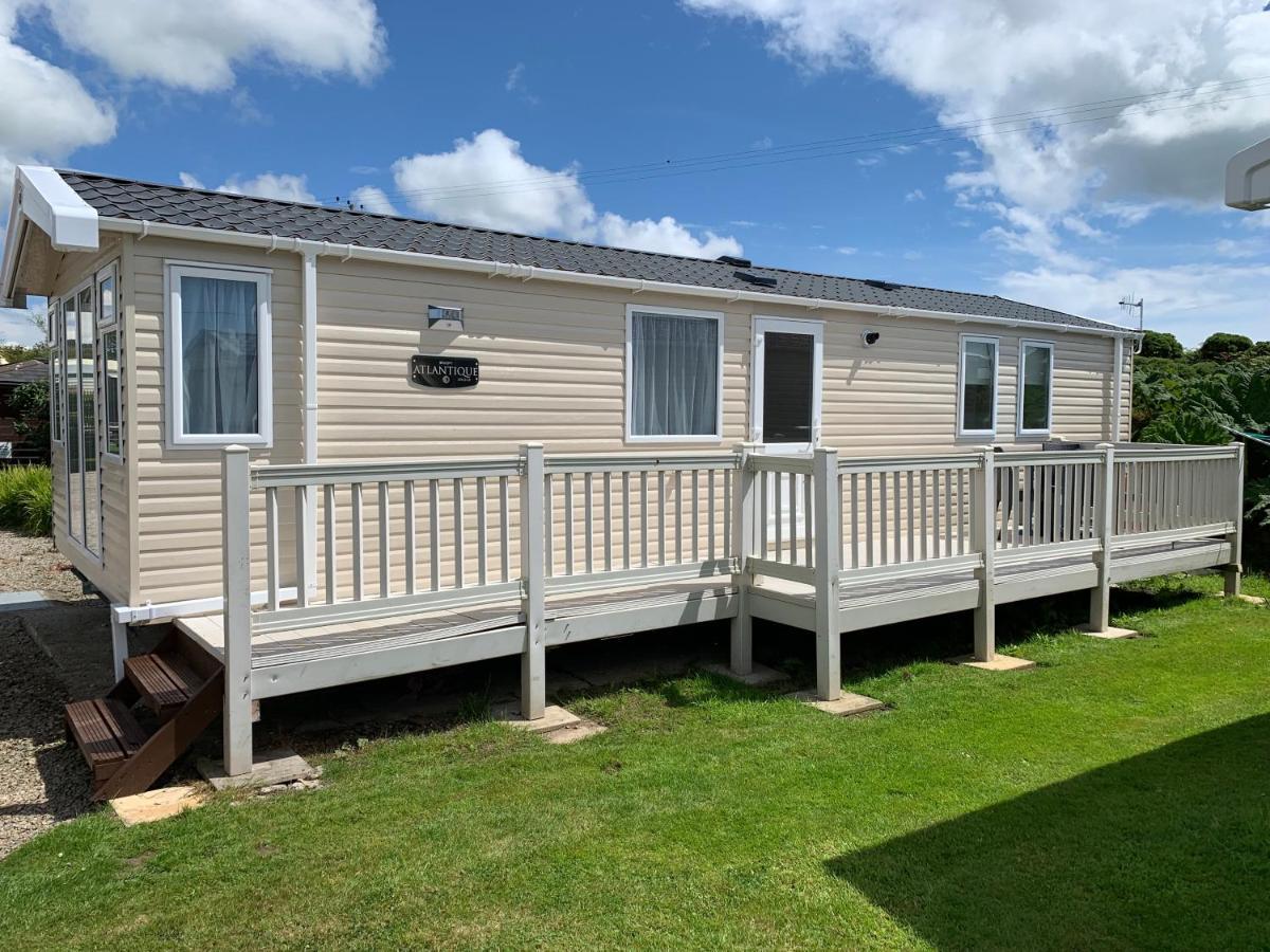 Roselands Caravan Park, Nr Lands End, Cornwall Сент-Джаст Екстер'єр фото