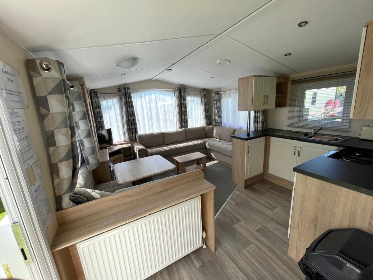 Roselands Caravan Park, Nr Lands End, Cornwall Сент-Джаст Екстер'єр фото