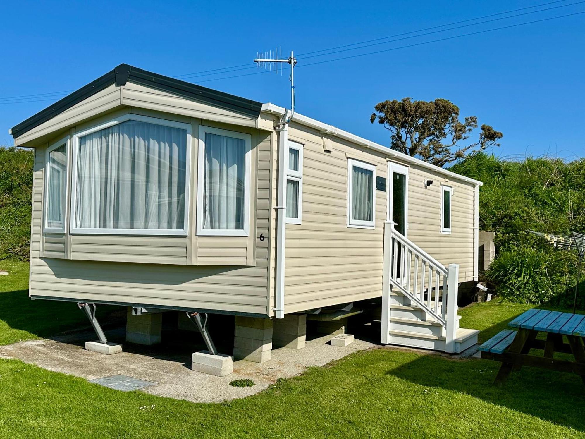 Roselands Caravan Park, Nr Lands End, Cornwall Сент-Джаст Екстер'єр фото