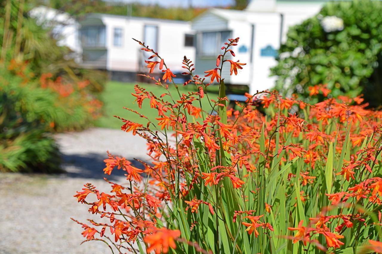 Roselands Caravan Park, Nr Lands End, Cornwall Сент-Джаст Екстер'єр фото